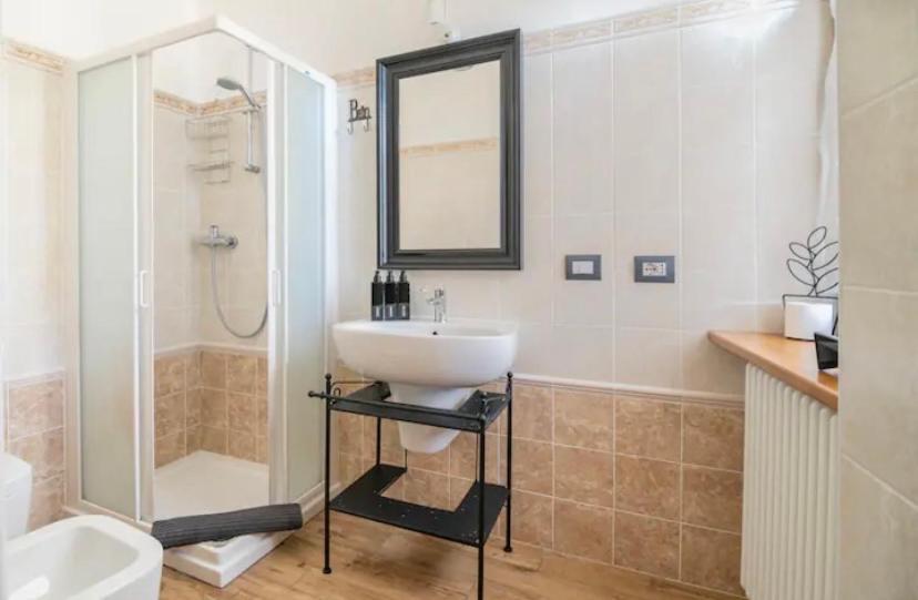 B&B La Dolce Casa Lago Di Como Cremia Eksteriør billede