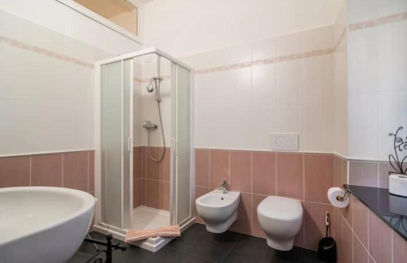 B&B La Dolce Casa Lago Di Como Cremia Eksteriør billede
