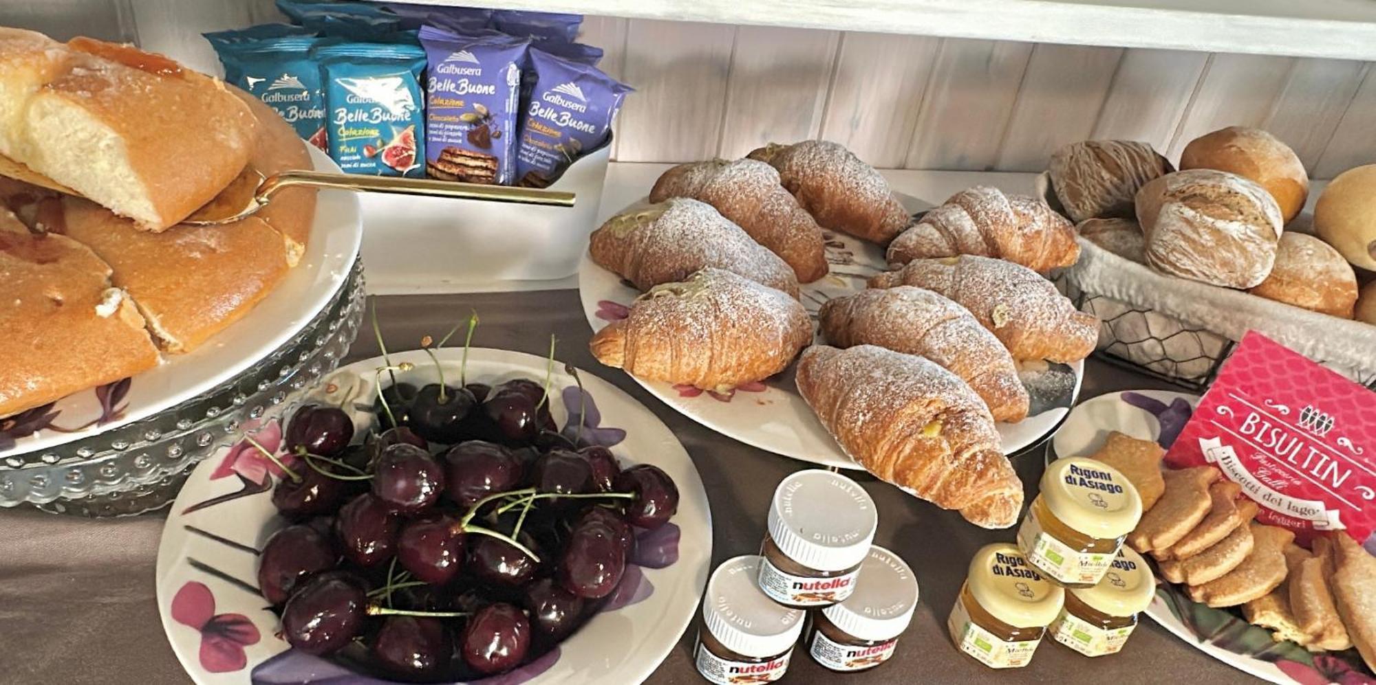 B&B La Dolce Casa Lago Di Como Cremia Eksteriør billede